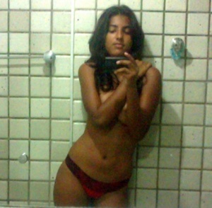 Indian Girl Nude Self Shot - Shower Self Shot at LamaLinks.com