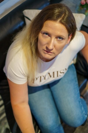 Older fatty Julia Winter models denim jeans before having POV sex