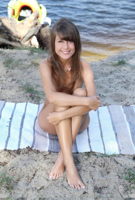 Latina Shaved Pussy On The Beach - Nude Beach Photos, Sex On The Beach Porn - LamaLinks.com