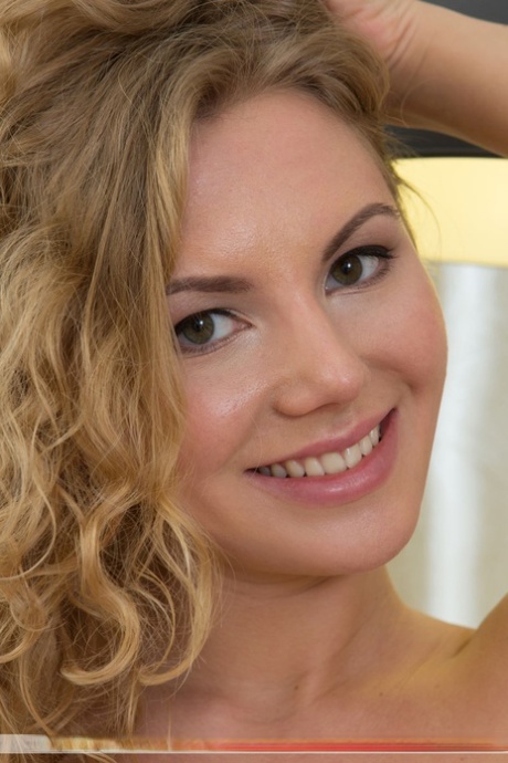 Blonde chick with curly hair and big naturals unveils her meaty labia lips 37302547