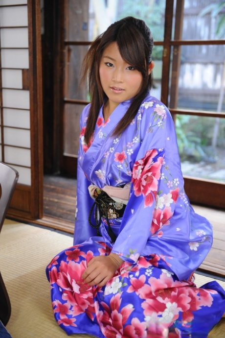 Asian Nude Kimono - Japanese Kimono Porn Pics & XXX Photos - LamaLinks.com