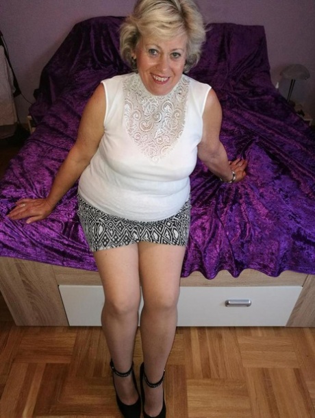 European Granny Porn - European Granny Porn Pics & XXX Photos - LamaLinks.com