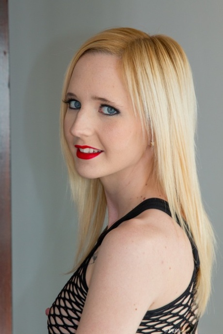 Blonde girl Alice D sports red lips while having sex on a sofa ensemble 38245494