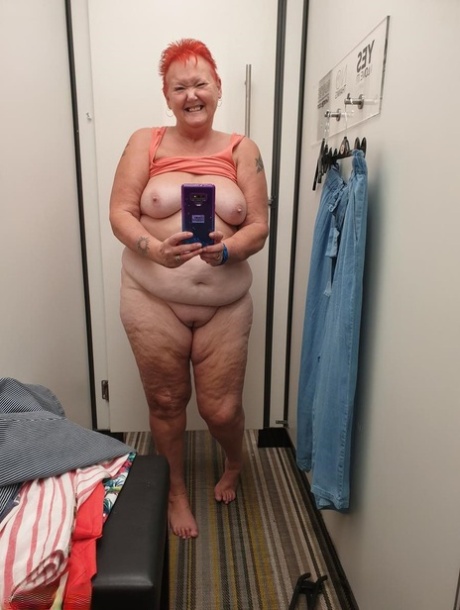 Old SSBBW Val Gasmic dyes her hair red before exposing herself on the beach 32063458