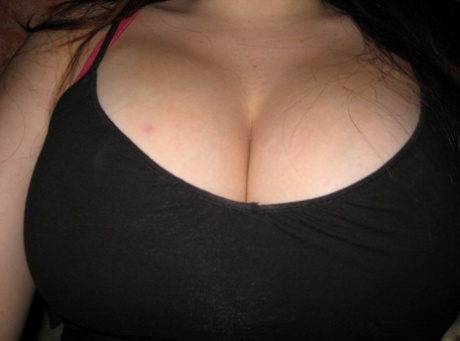Amateur Black Boob Slefshot - Non Nude Boobs Porn Pics & XXX Photos - LamaLinks.com