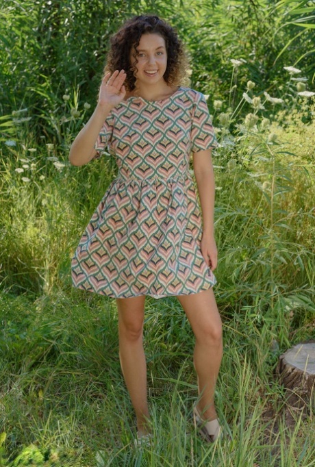 First timer Staisha sports tight curly hair while getting naked in bushes 98223911