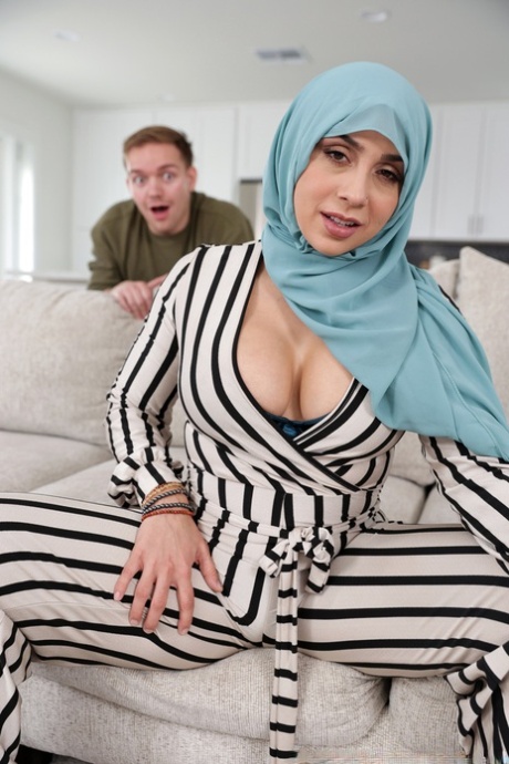 460px x 690px - Hijab Muslim Porn Pics & XXX Photos - LamaLinks.com