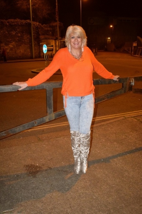 Mature blonde Dimonty strips down to over the knee boots at a hotel 92002426