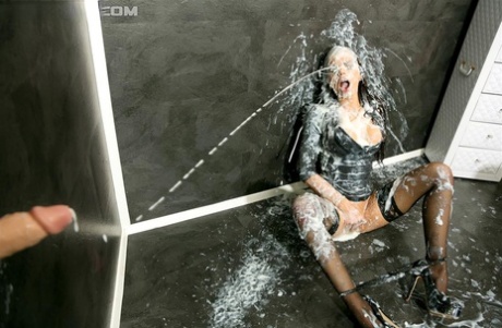 Cute girl gets covered in copious amounts of cum at a gloryhole 40988634