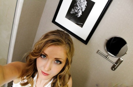 Amateur babe Karla Kush does a lot of nice and sexy self shots 73513018