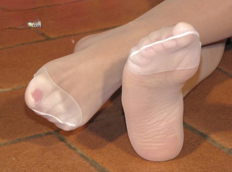 Christman babe in white pantyhose Chiara showing her sexy feet 93183151