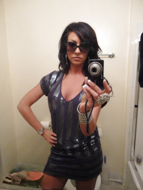 Brunette ex-girlfriend Tiffany Brookes taking topless self shots in mirror 35274135